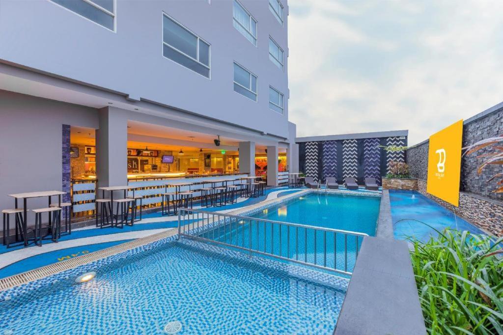 Royal Bay Hotel Makasar Exteriér fotografie