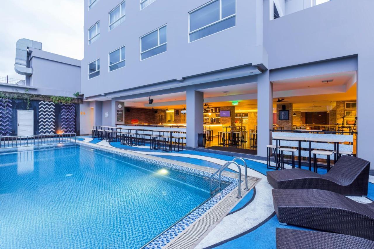 Royal Bay Hotel Makasar Exteriér fotografie
